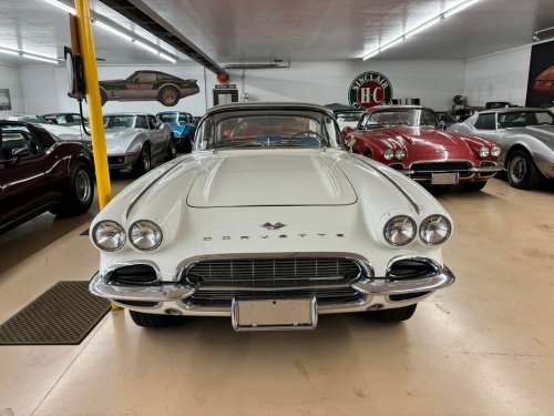 Carousel post from Ohio Corvettes and Muscle Cars.