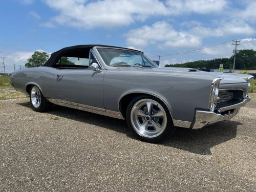 Photo post from Ohio Corvettes and Muscle Cars.