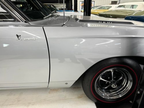 Carousel post from Ohio Corvettes and Muscle Cars.