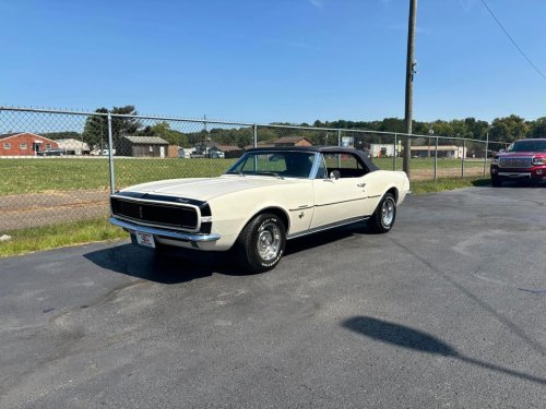 Photo post from Ohio Corvettes and Muscle Cars.