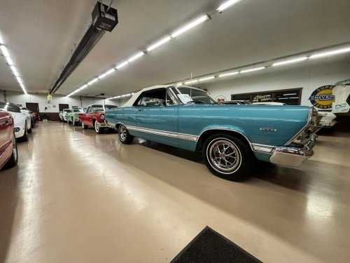 Carousel post from Ohio Corvettes and Muscle Cars.