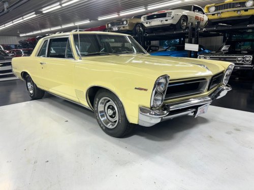 Carousel post from Ohio Corvettes and Muscle Cars.