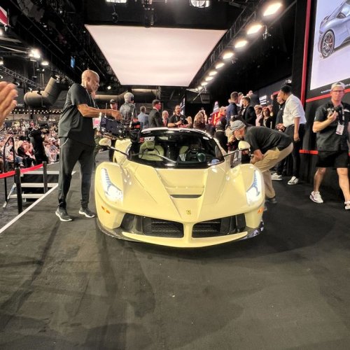 Carousel post from Ohio Corvettes and Muscle Cars.