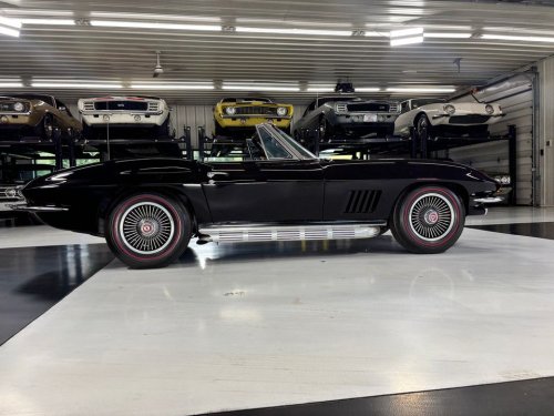 Carousel post from Ohio Corvettes and Muscle Cars.