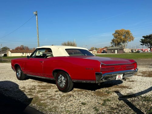 Photo post from Ohio Corvettes and Muscle Cars.