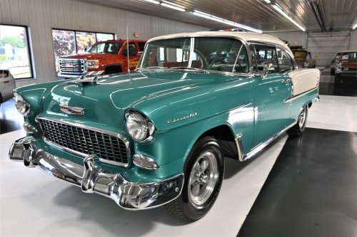 Carousel post from Ohio Corvettes and Muscle Cars.