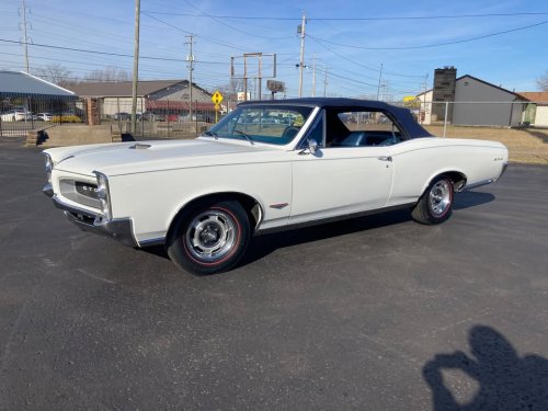 Photo post from Ohio Corvettes and Muscle Cars.