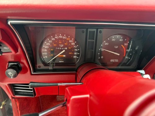 Carousel post from Ohio Corvettes and Muscle Cars.