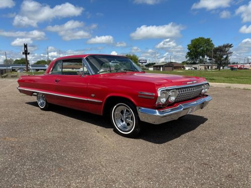 Carousel post from Ohio Corvettes and Muscle Cars.