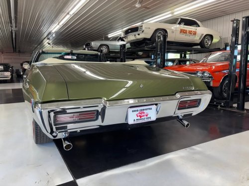 Carousel post from Ohio Corvettes and Muscle Cars.