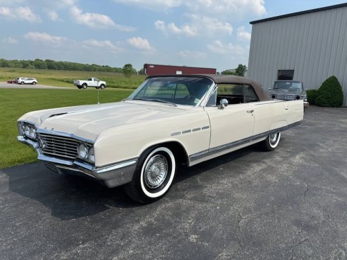 Carousel post from Ohio Corvettes and Muscle Cars.