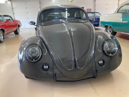 Carousel post from Ohio Corvettes and Muscle Cars.