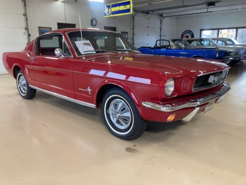 Carousel post from Ohio Corvettes and Muscle Cars.