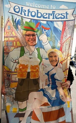 Carousel post from Collingwood Court care home.