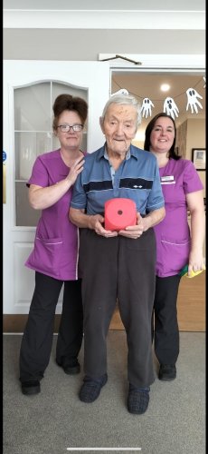 Carousel post from Collingwood Court care home.