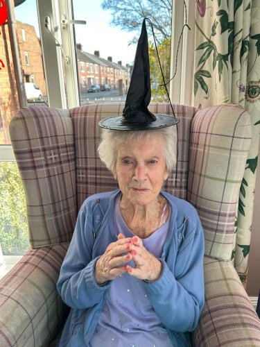 Carousel post from Collingwood Court care home.