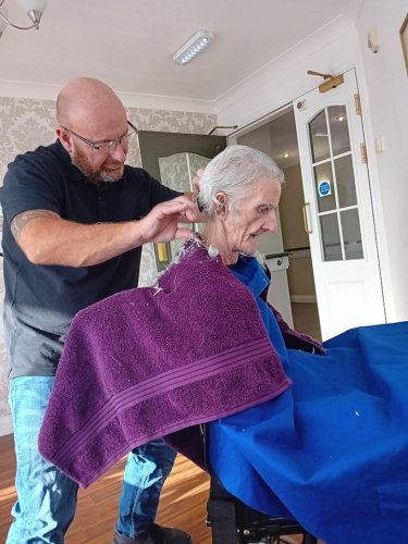 Carousel post from Collingwood Court care home.