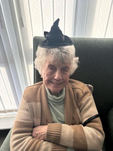 Carousel post from Collingwood Court care home.