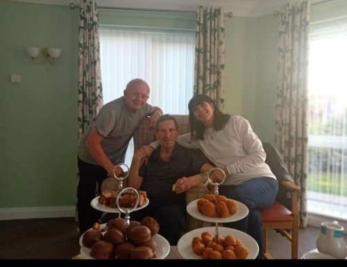 Carousel post from Collingwood Court care home.