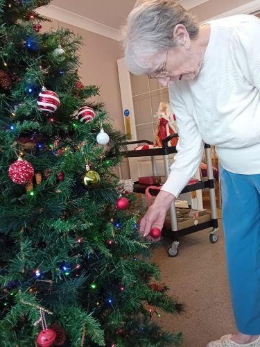 Carousel post from Collingwood Court care home.