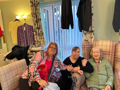 Carousel post from Collingwood Court care home.