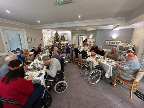 Carousel post from Collingwood Court care home.