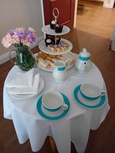 Carousel post from Collingwood Court care home.