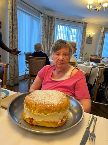 Photo post from Collingwood Court care home.