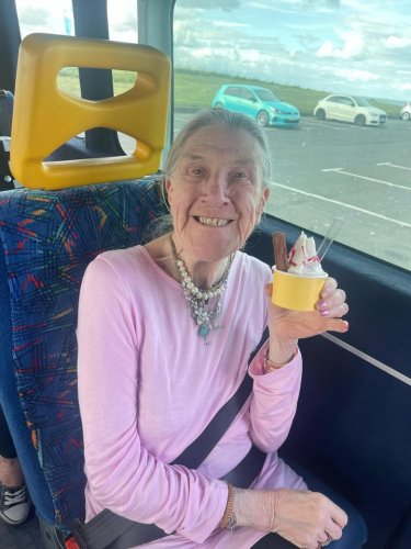 Carousel post from Collingwood Court care home.