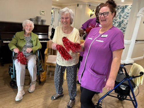 Carousel post from Collingwood Court care home.