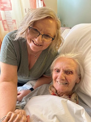 Photo post from Collingwood Court care home.