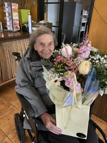 Photo post from Collingwood Court care home.