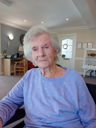 Carousel post from Collingwood Court care home.