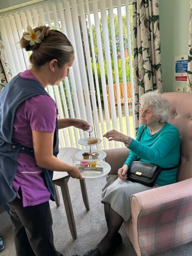 Carousel post from Collingwood Court care home.