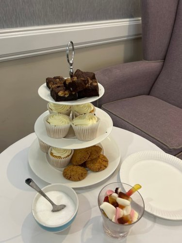 Carousel post from Collingwood Court care home.