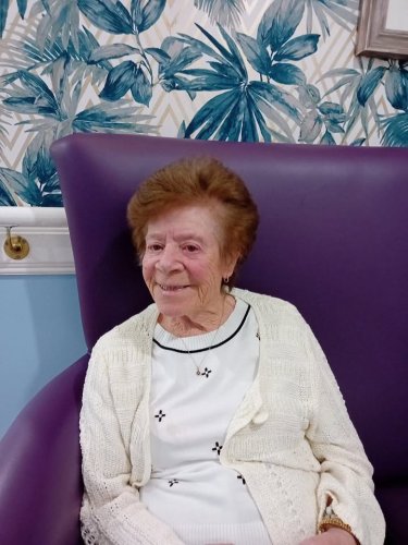 Carousel post from Collingwood Court care home.