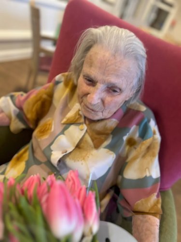 Carousel post from The Potteries Care Home.