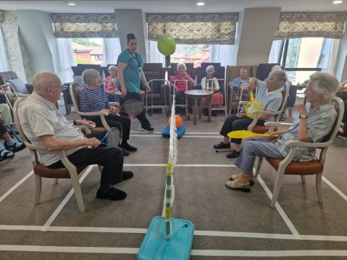 Carousel post from Murrayside care home.