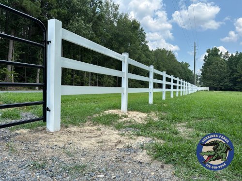 Carousel post from loosianafenceandpatios.