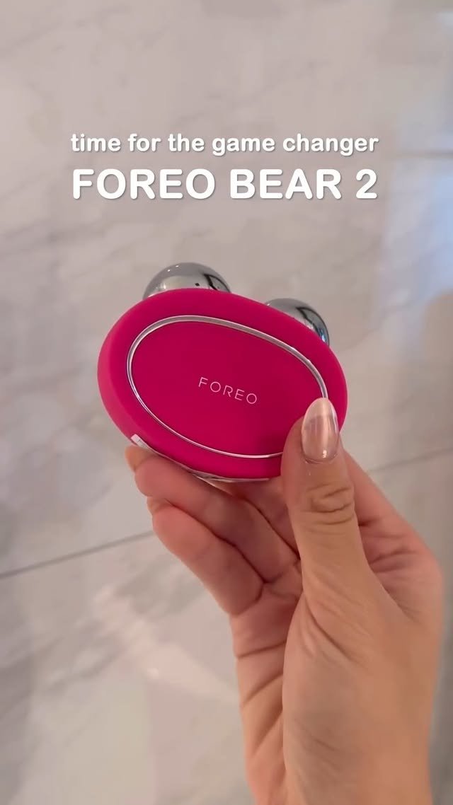 FOREO Sweden | BEAR™ 2 | Non-Surgical, Painless Facelift