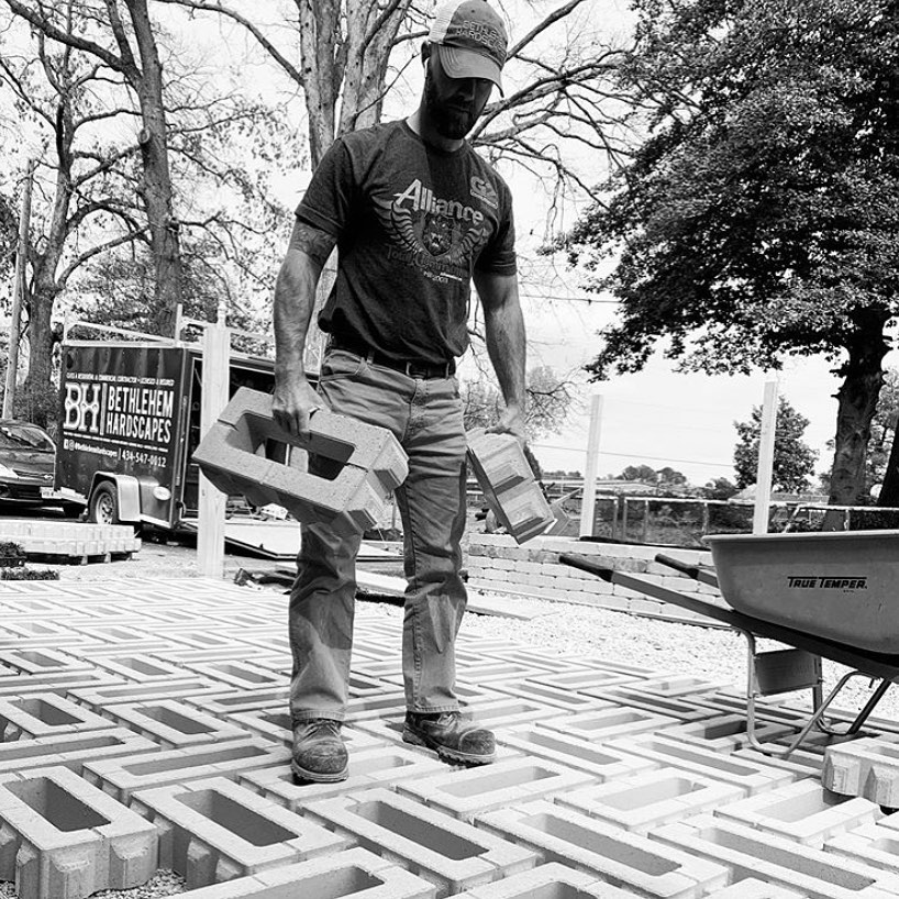 Photo post from techobloc.