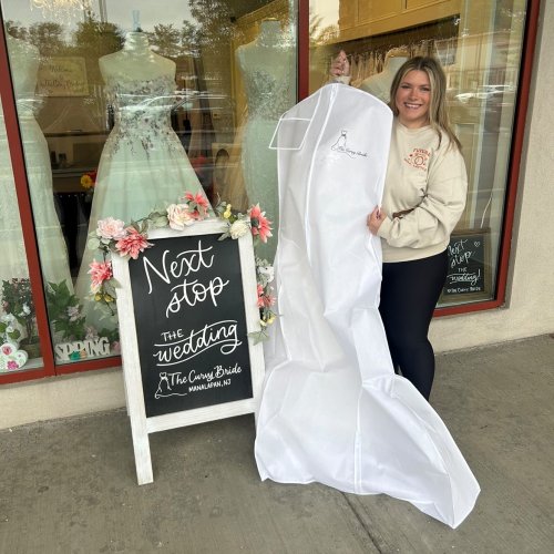 Photo post from thecurvybridenj.