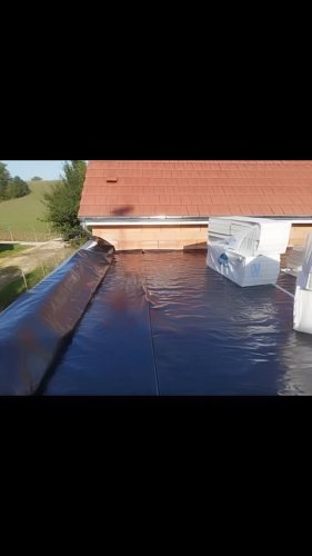 Video post from lesterrassesdolivier.