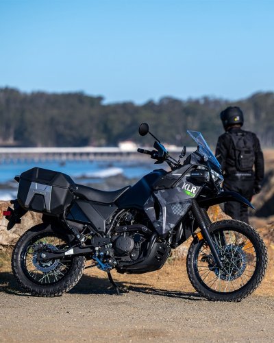 Carousel post from bertsmegamall.