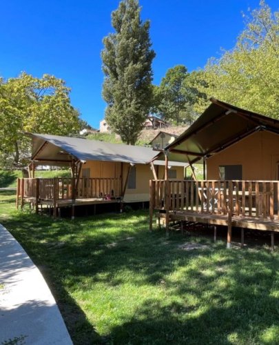 Carousel post from glampings.