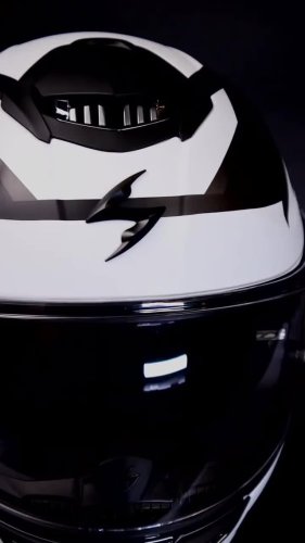 Video post from motomax.