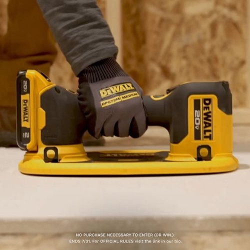 Video post from dewalttough.