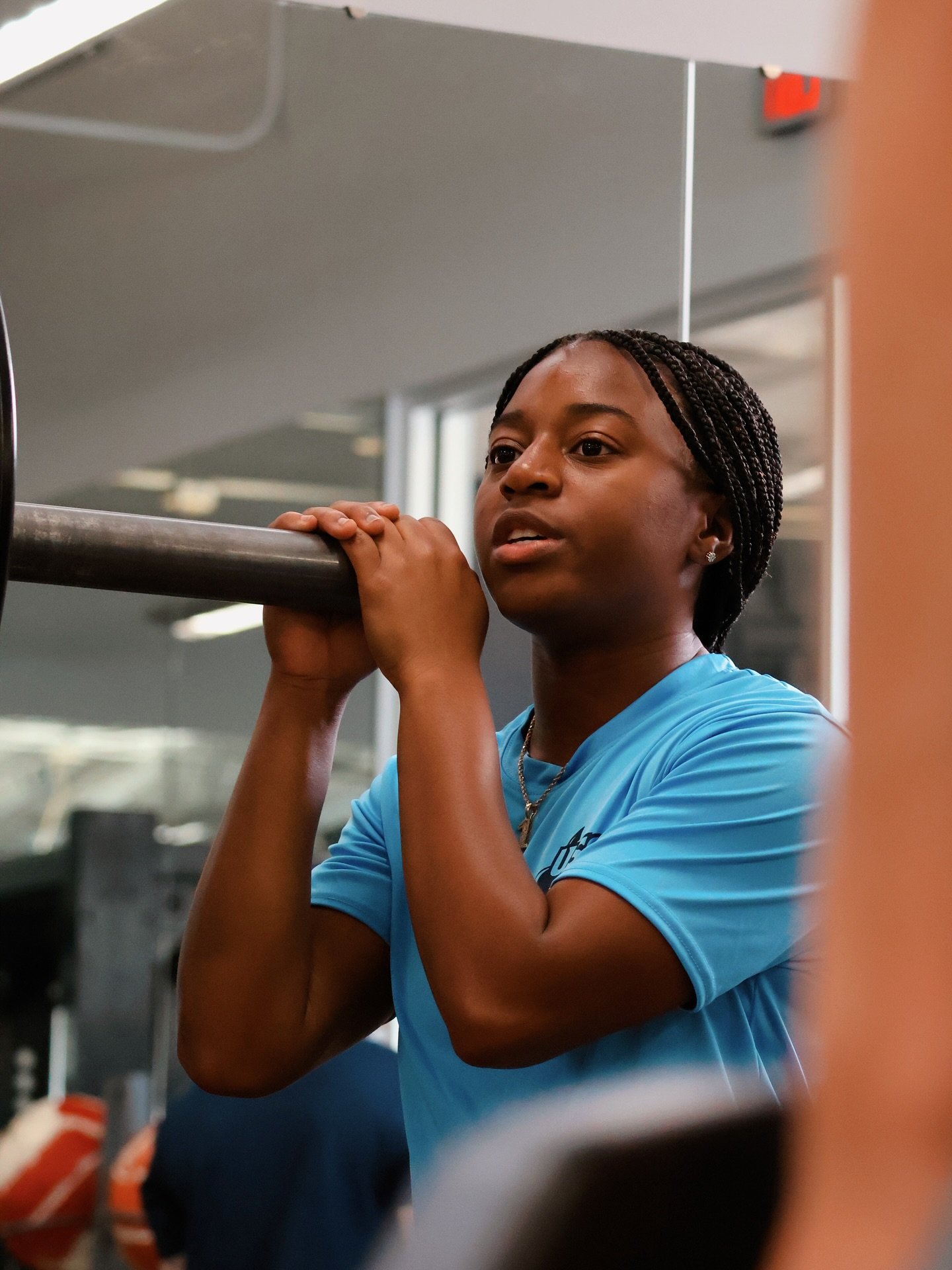 Carousel post from uscbsandsharks.