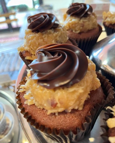 Photo post from smallcakestyler.