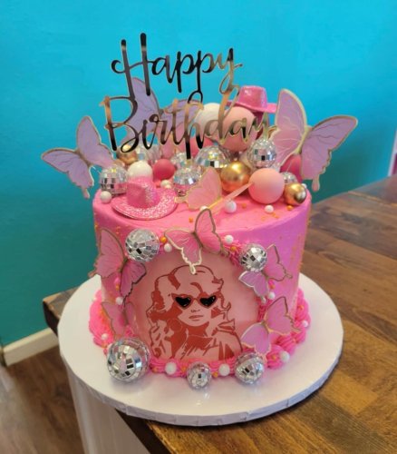 Photo post from smallcakestyler.